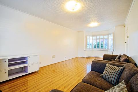 3 bedroom detached house for sale, Hawthorn Drive, Pendlebury, Swinton, Manchester, M27