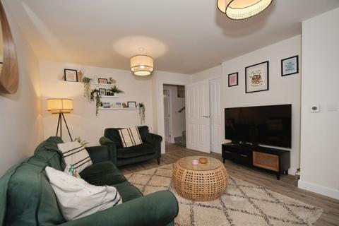 3 bedroom semi-detached house for sale, Bevin Place, Edwinstowe, Mansfield, Nottinghamshire, NG21
