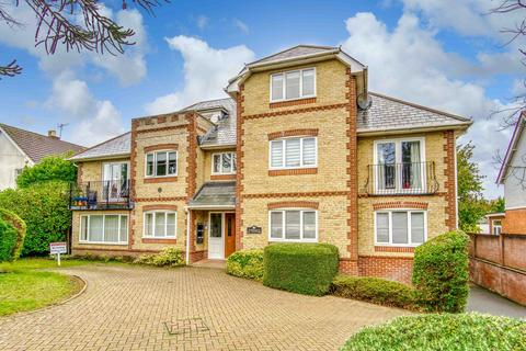 2 bedroom flat to rent, Penn Hill Avenue, Parkstone, Poole, BH14