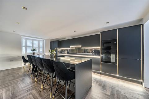 4 bedroom detached house for sale, Fleet Lane, Oulton, Leeds, West Yorkshire
