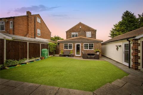 5 bedroom detached house for sale, Doncaster Road, WAKEFIELD, West Yorkshire, WF4