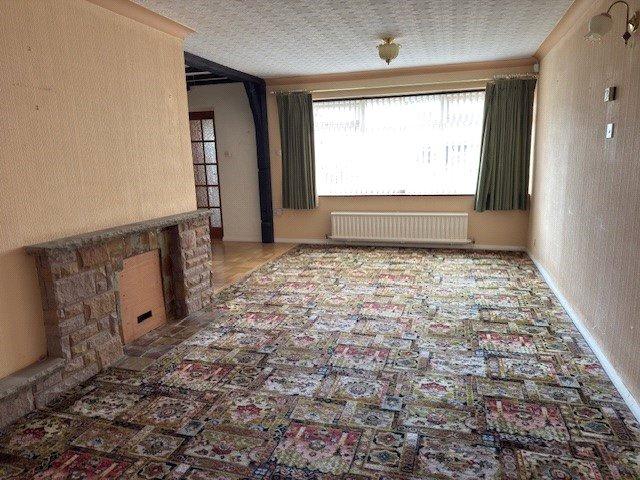 Redbourne Drive, Nottingham, Nottinghamshire, NG8 - View 2