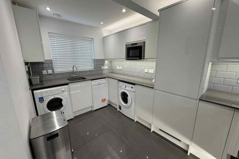 undefined, Cavendish Court, Newbury RG14