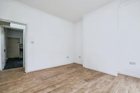 2 bedroom terraced house for sale, Caulton Street, Nottingham, Nottinghamshire, NG7