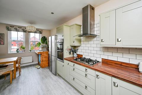 undefined, Castle Boulevard, Nottingham, Nottinghamshire, NG7