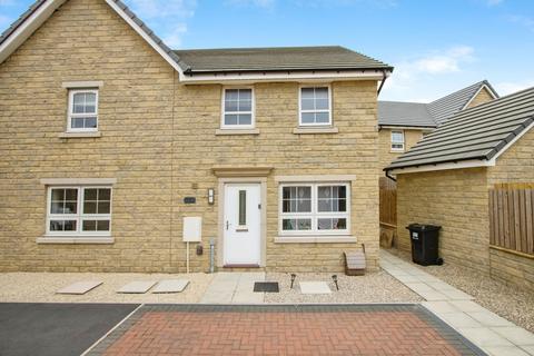 Reservoir View, WAKEFIELD, West Yorkshire, WF3