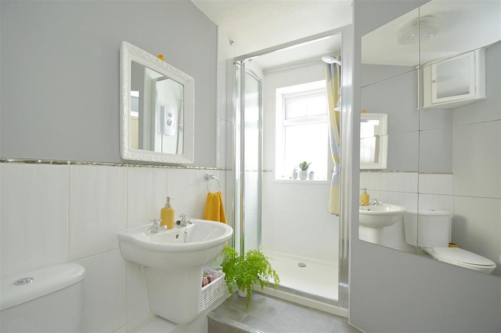 Shower Room.jpg