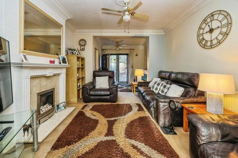 3 bedroom detached house for sale, Lime Tree Avenue, NOTTINGHAM, Nottinghamshire, NG8