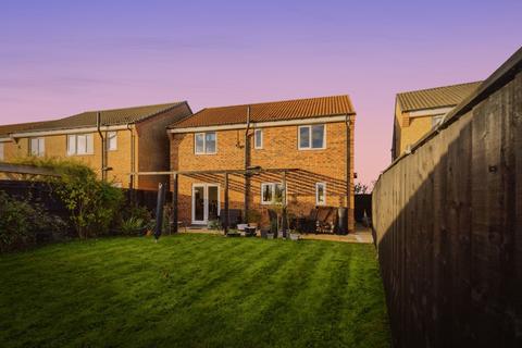 4 bedroom detached house for sale, Amberwood Chase, DEWSBURY, West Yorkshire, WF12