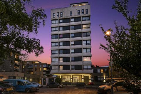 1 bedroom apartment to rent, The Causeway, Goring-by-sea, BN12