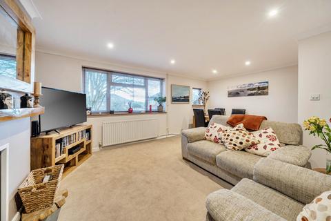 undefined, Ratcliffe Road, Farnborough, Hampshire, GU14