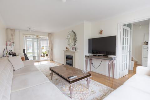 undefined, Priors Walk, Crawley RH10