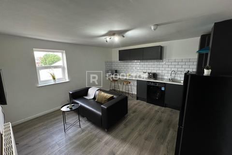 2 bedroom flat to rent, 43-55 Queens Road, Leeds LS6