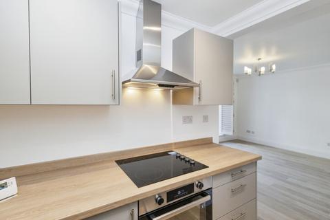 2 bedroom flat for sale, Conyngham Road, Manchester, Greater Manchester, M14