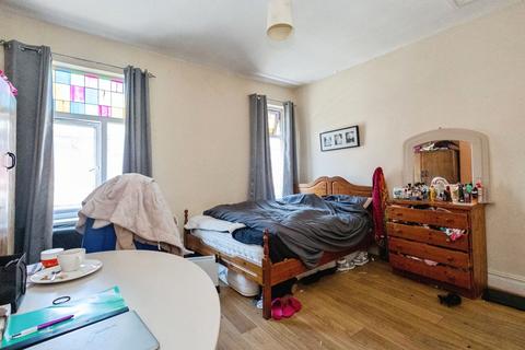 5 bedroom terraced house for sale, Banff Road, Manchester, Greater Manchester, M14