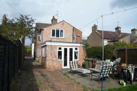Crown Street, Peterborough, Cambridgeshire, PE1