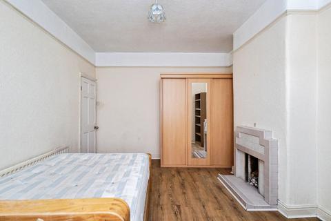 3 bedroom terraced house for sale, Platt Lane, Manchester, Greater Manchester, M14
