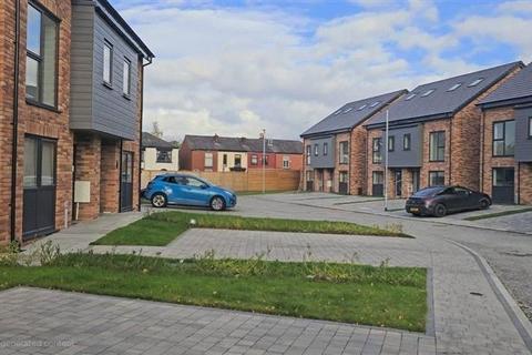 4 bedroom semi-detached house for sale, Old Hall Street, Kearsley, Bolton, Greater Manchester, BL4