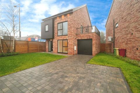 4 bedroom detached house for sale, Old Hall Street, Kearsley, Bolton, Greater Manchester, BL4