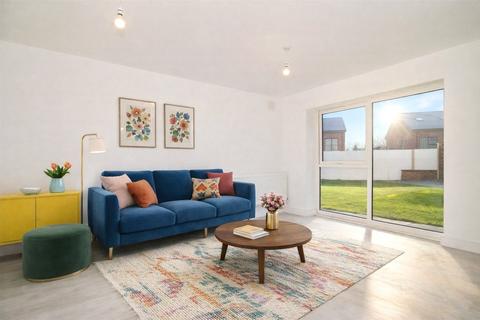4 bedroom detached house for sale, Old Hall Street, Kearsley, Bolton, Greater Manchester, BL4