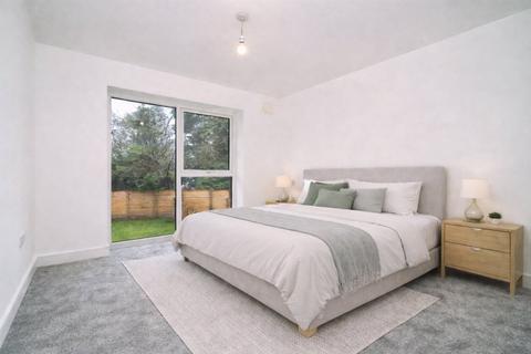 4 bedroom detached house for sale, Old Hall Street, Kearsley, Bolton, Greater Manchester, BL4