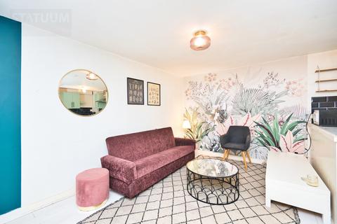 undefined, Castle Road, Barking, Dagenham, Essex, RM9