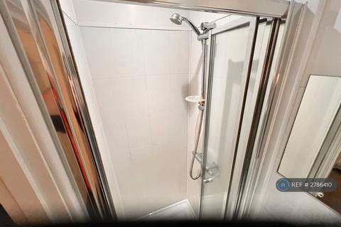 1 bedroom in a house share to rent, Edgcumbe Avenue, Newquay, TR7