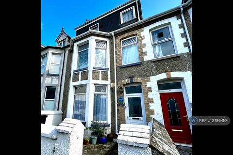 1 bedroom in a house share to rent, Edgcumbe Avenue, Newquay, TR7