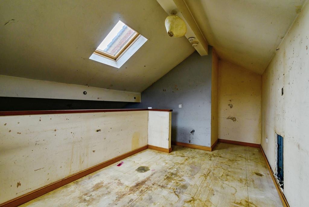 Mezzanine Floor