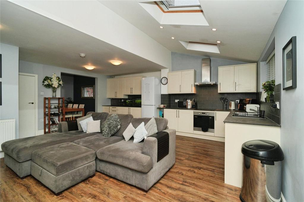 Kitchen/Family Room