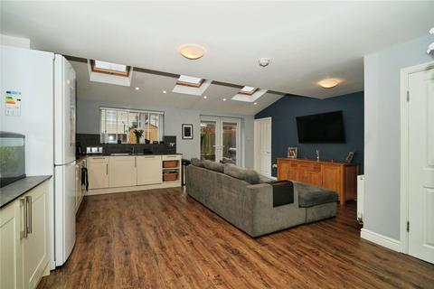 3 bedroom semi-detached house for sale, Holly Avenue, Worsley, Manchester, Greater Manchester, M28