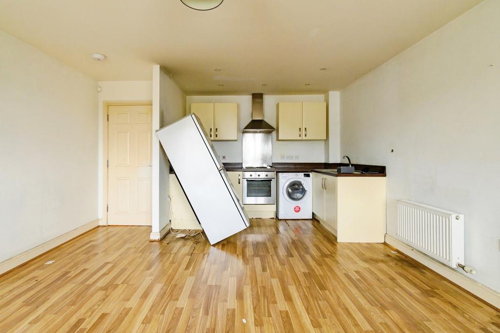 Living/Kitchen Room