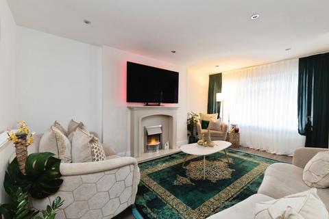 3 bedroom semi-detached house for sale, Surbiton Road, Stockton-on-Tees, Durham, TS19