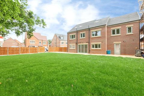 5 bedroom detached house for sale, The Orchard, Melton Road, Syston, Leicester, LE7