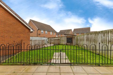 4 bedroom detached house for sale, Garratt Road, Yarm, Durham, TS15