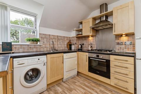 2 bedroom flat for sale, Goose Garth, Eaglescliffe, Stockton-on-Tees, Durham, TS16