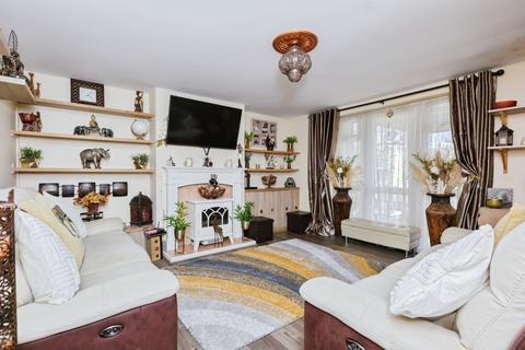 3 bedroom semi-detached house for sale, Glebe Road, Queniborough, Leicester, Leicestershire, LE7