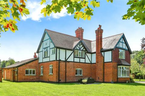 5 bedroom detached house for sale, Melton Road, Rearsby, Leicester, Leicestershire, LE7
