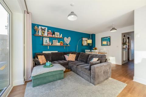 2 bedroom semi-detached house for sale, Maple Drive, Bracklesham Bay, Chichester