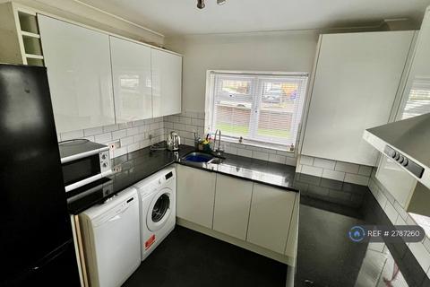 1 bedroom flat to rent, Albert House, London, E18