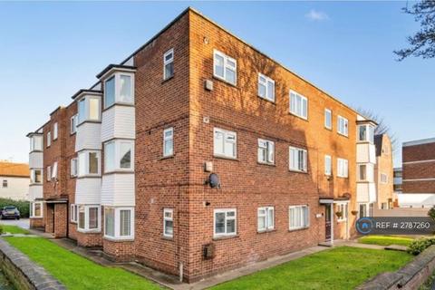 1 bedroom flat to rent, Albert House, London, E18