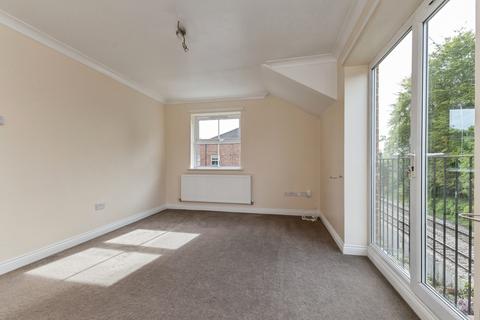 2 bedroom flat for sale, Old Station Mews, Eaglescliffe, Stockton-on-Tees, Durham, TS16