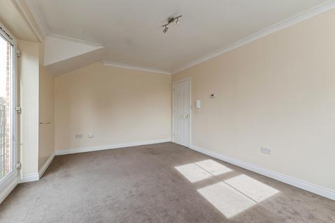 2 bedroom flat for sale, Old Station Mews, Eaglescliffe, Stockton-on-Tees, Durham, TS16