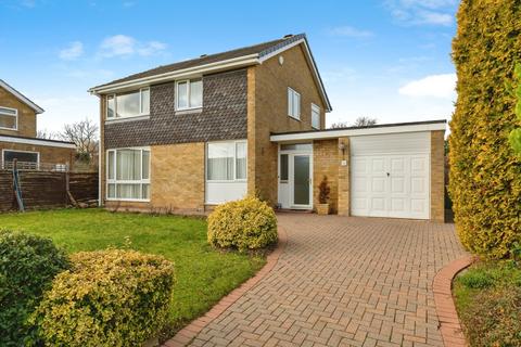 4 bedroom detached house for sale, Valley Drive, Yarm, Durham, TS15