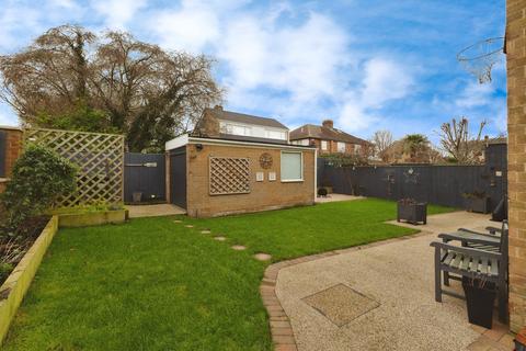 4 bedroom semi-detached house for sale, Burnside Grove, Stockton-on-Tees, Durham, TS18
