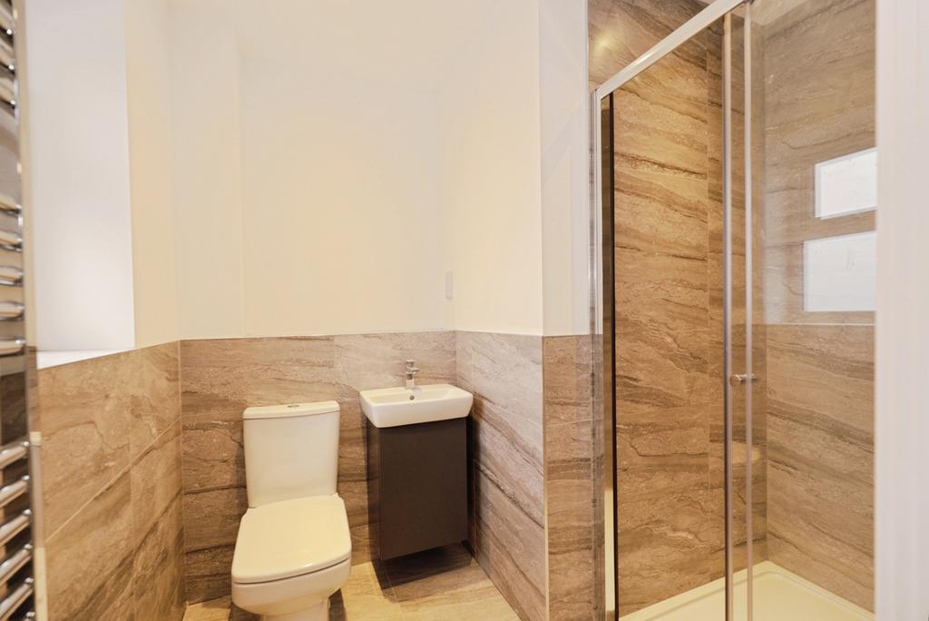 En-Suite (1)