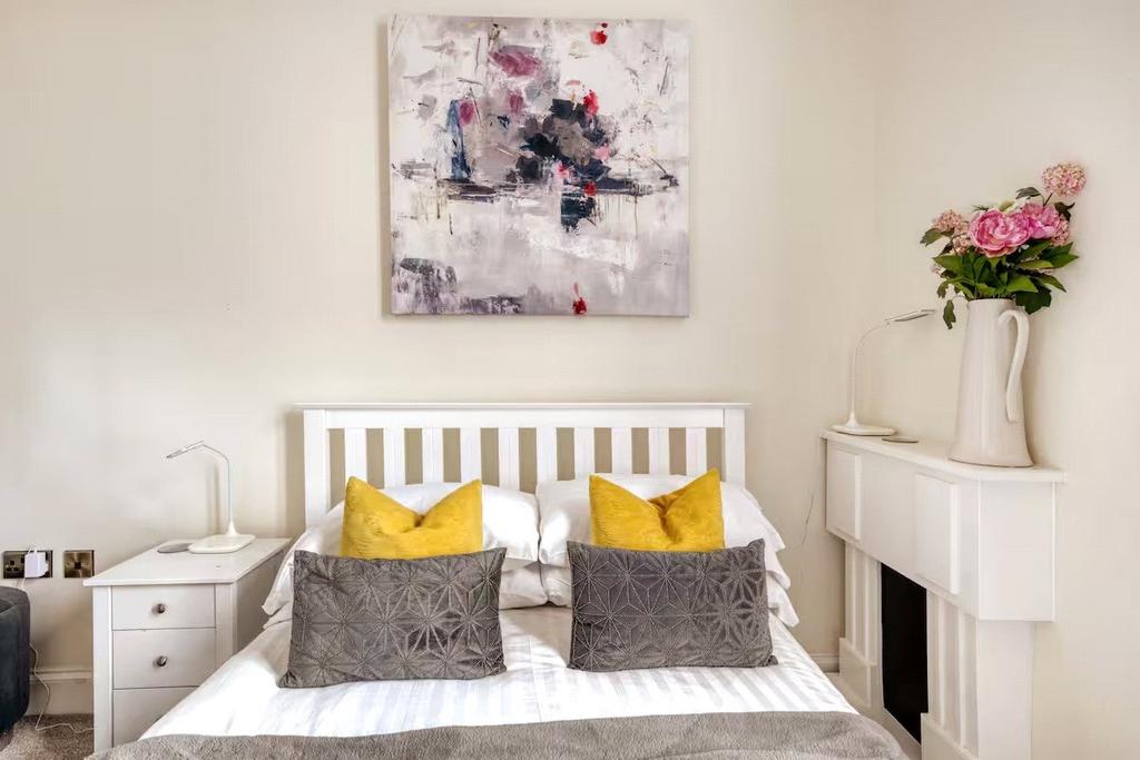 Bedroom (3)