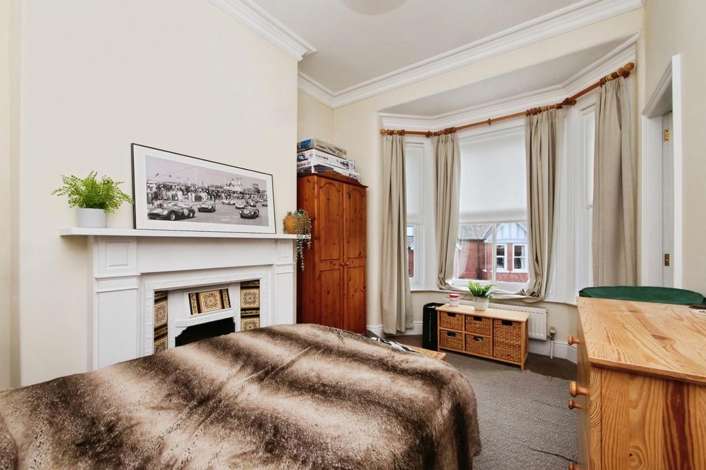 Bedroom Three (1)