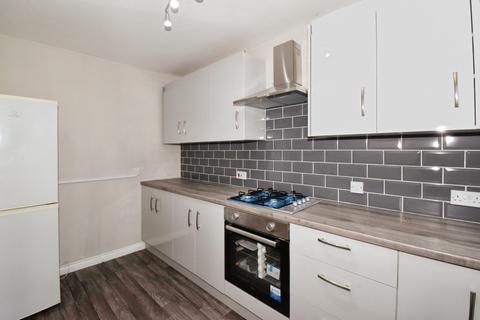 2 bedroom flat for sale, Long Street, Wigston, Leicestershire, LE18