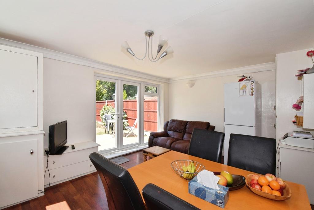 Dining/Sitting Room